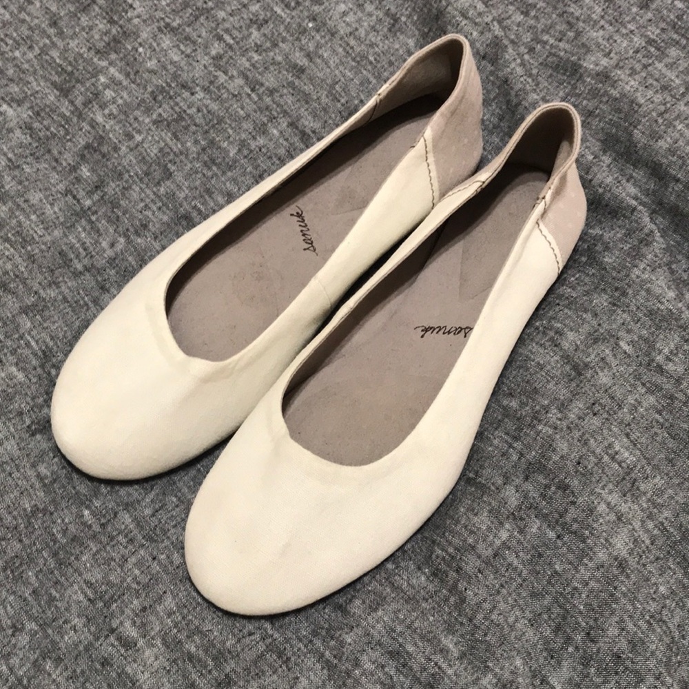 Sanuk Flats